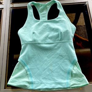 Lulu lemon workout top built in bra